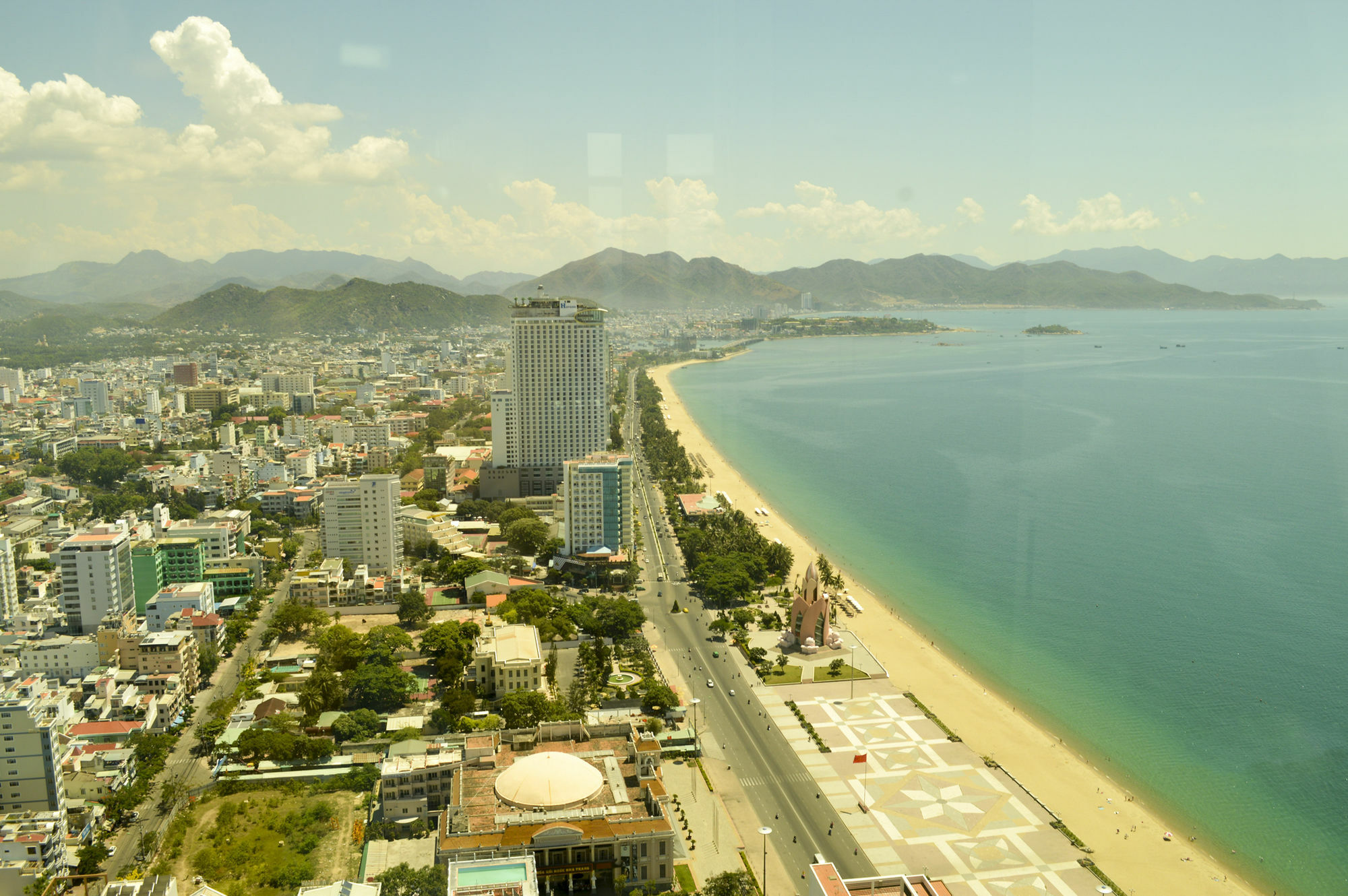 Maika Condotel Nha Trang Exterior photo
